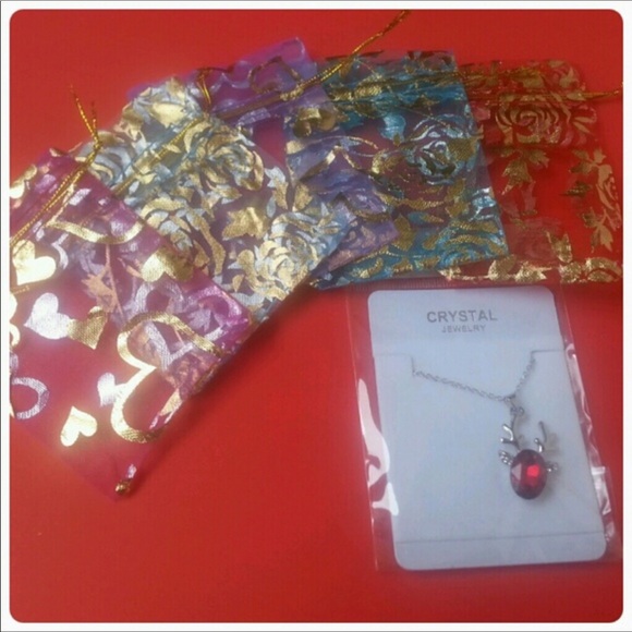 🎄 Austrian Crystal Necklace - Reindeer - Red - Picture 3 of 15